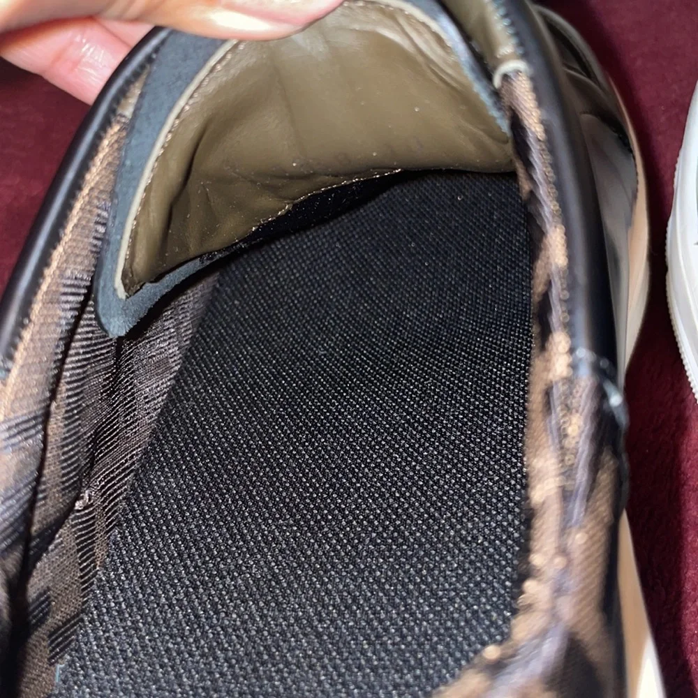 Mens fendi shoes - Picture 8 of 13